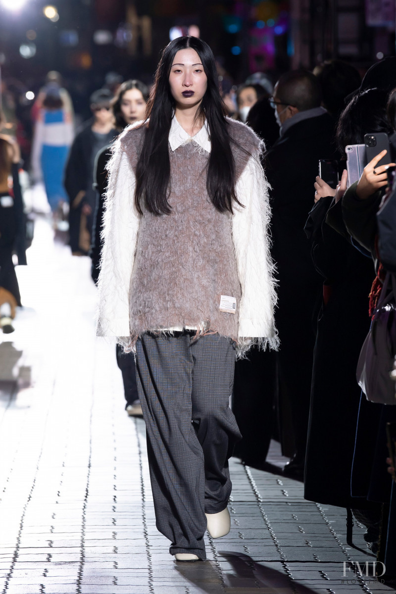 Mihara Yasuhiro fashion show for Autumn/Winter 2022