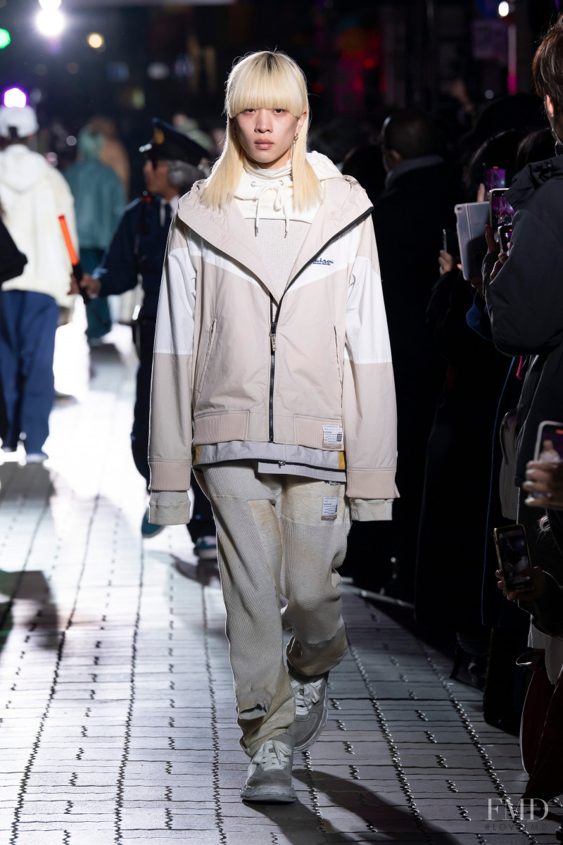 Mihara Yasuhiro fashion show for Autumn/Winter 2022