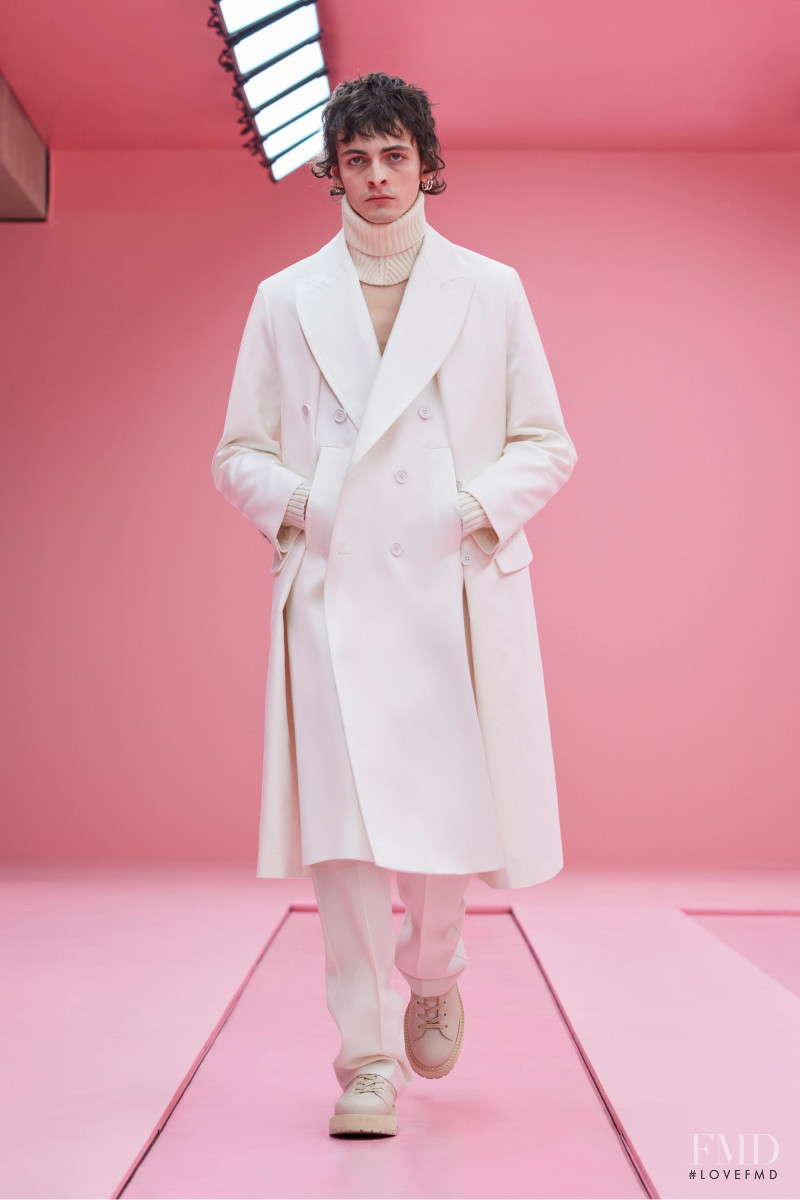 Neil Barrett fashion show for Autumn/Winter 2022