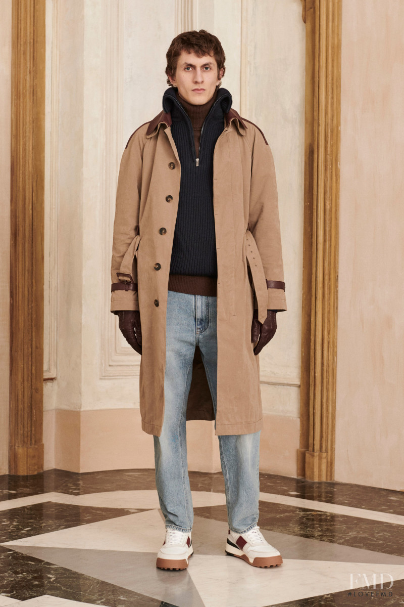 Tod\'s lookbook for Autumn/Winter 2022