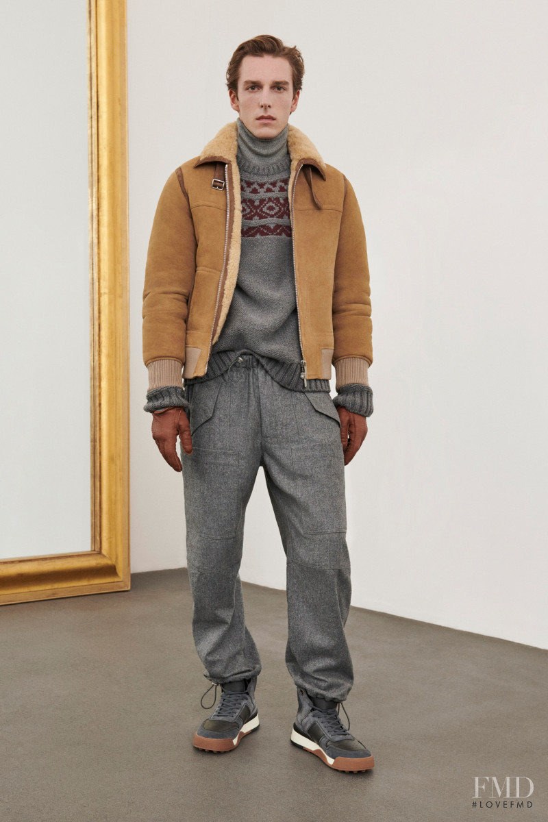 Tod\'s lookbook for Autumn/Winter 2022