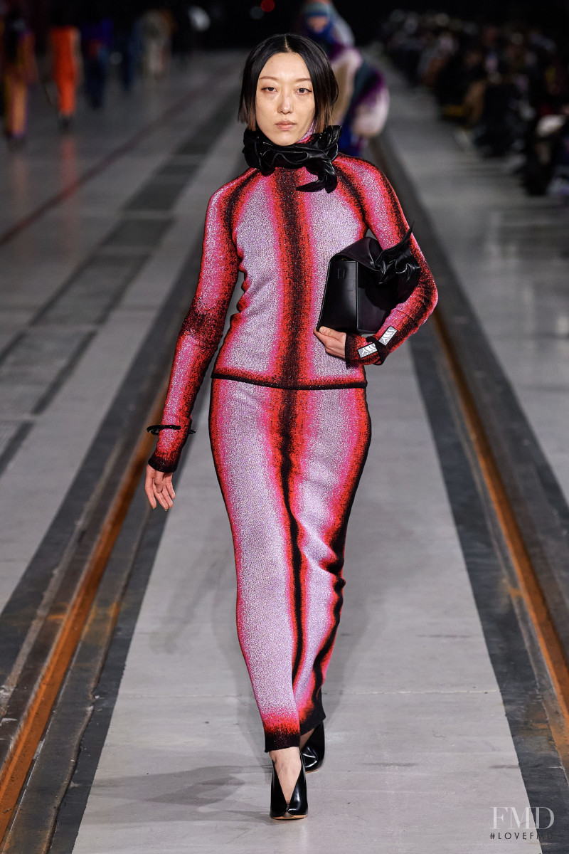 Y/Project fashion show for Autumn/Winter 2022