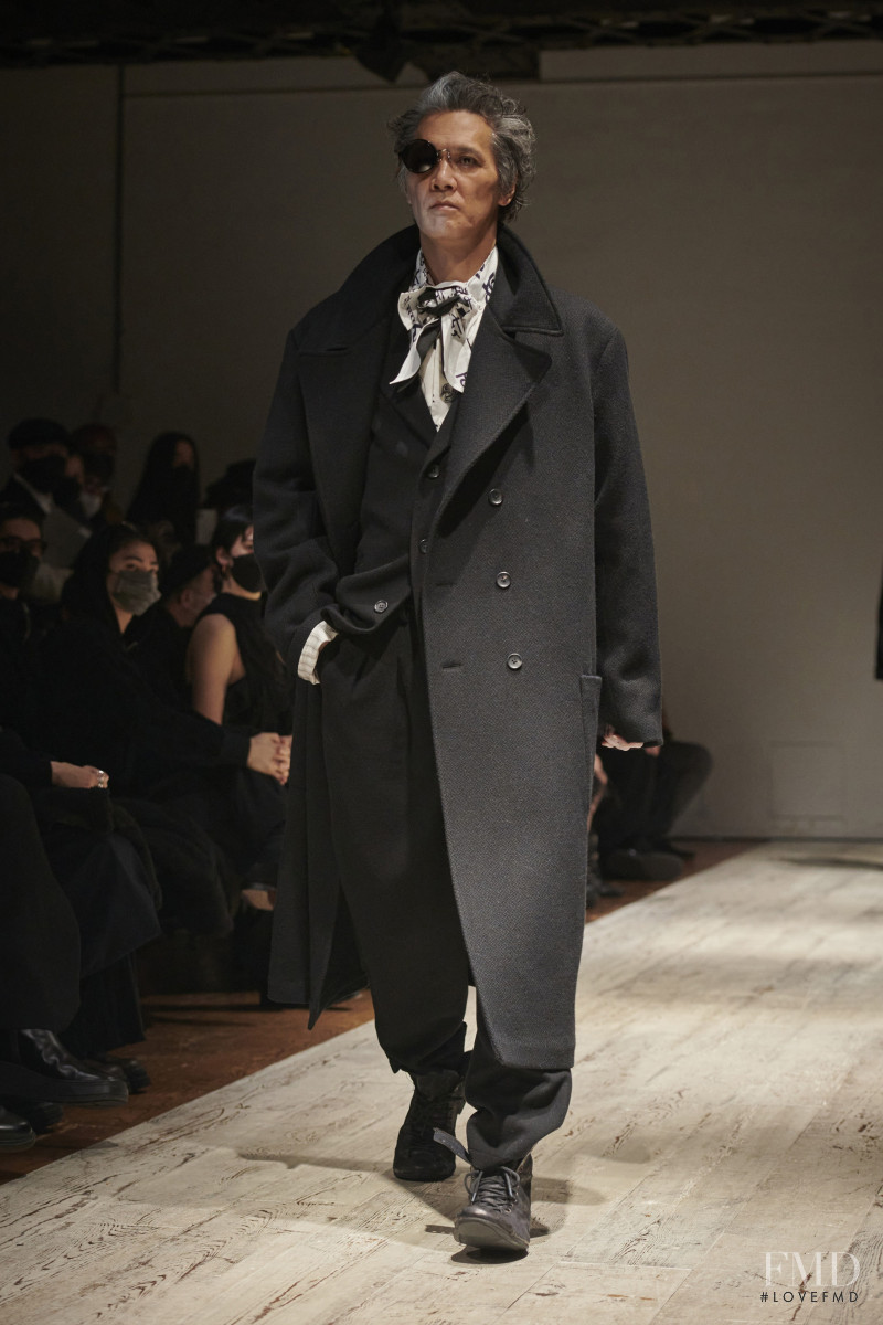 Yohji Yamamoto fashion show for Autumn/Winter 2022