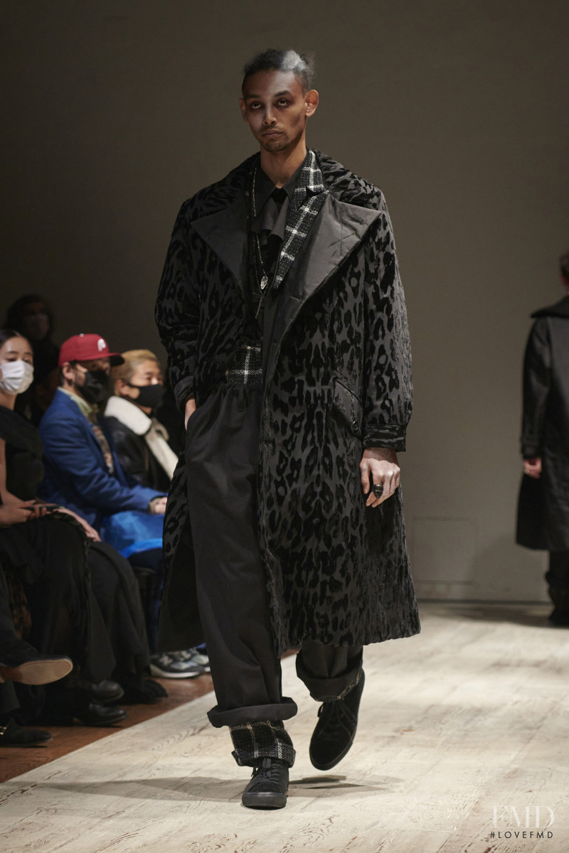 Yohji Yamamoto fashion show for Autumn/Winter 2022