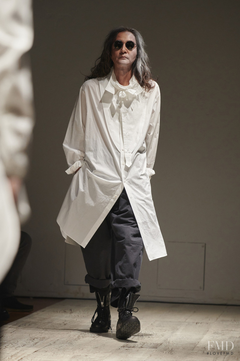 Yohji Yamamoto fashion show for Autumn/Winter 2022