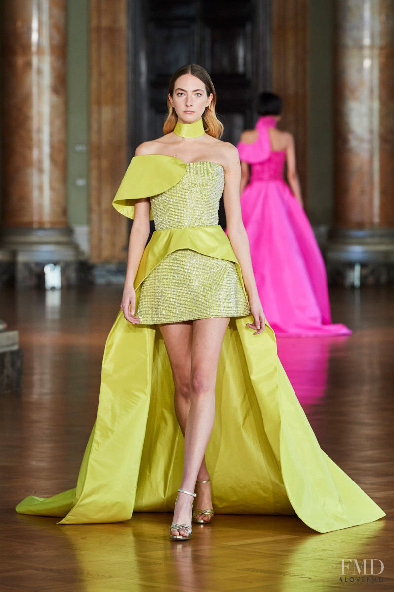 Antonio Grimaldi fashion show for Spring/Summer 2022