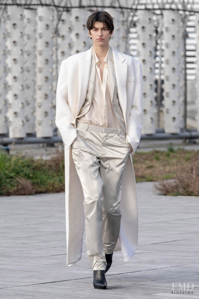 Azzaro fashion show for Spring/Summer 2022