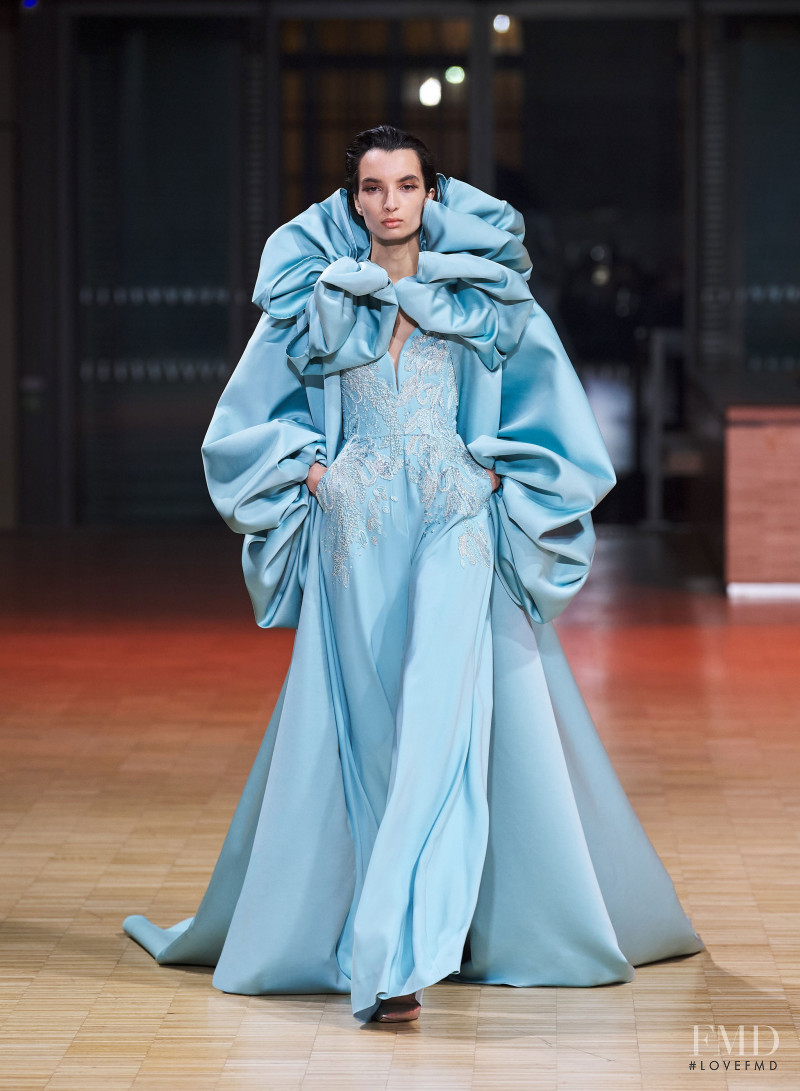 Elie Saab Couture fashion show for Spring/Summer 2022