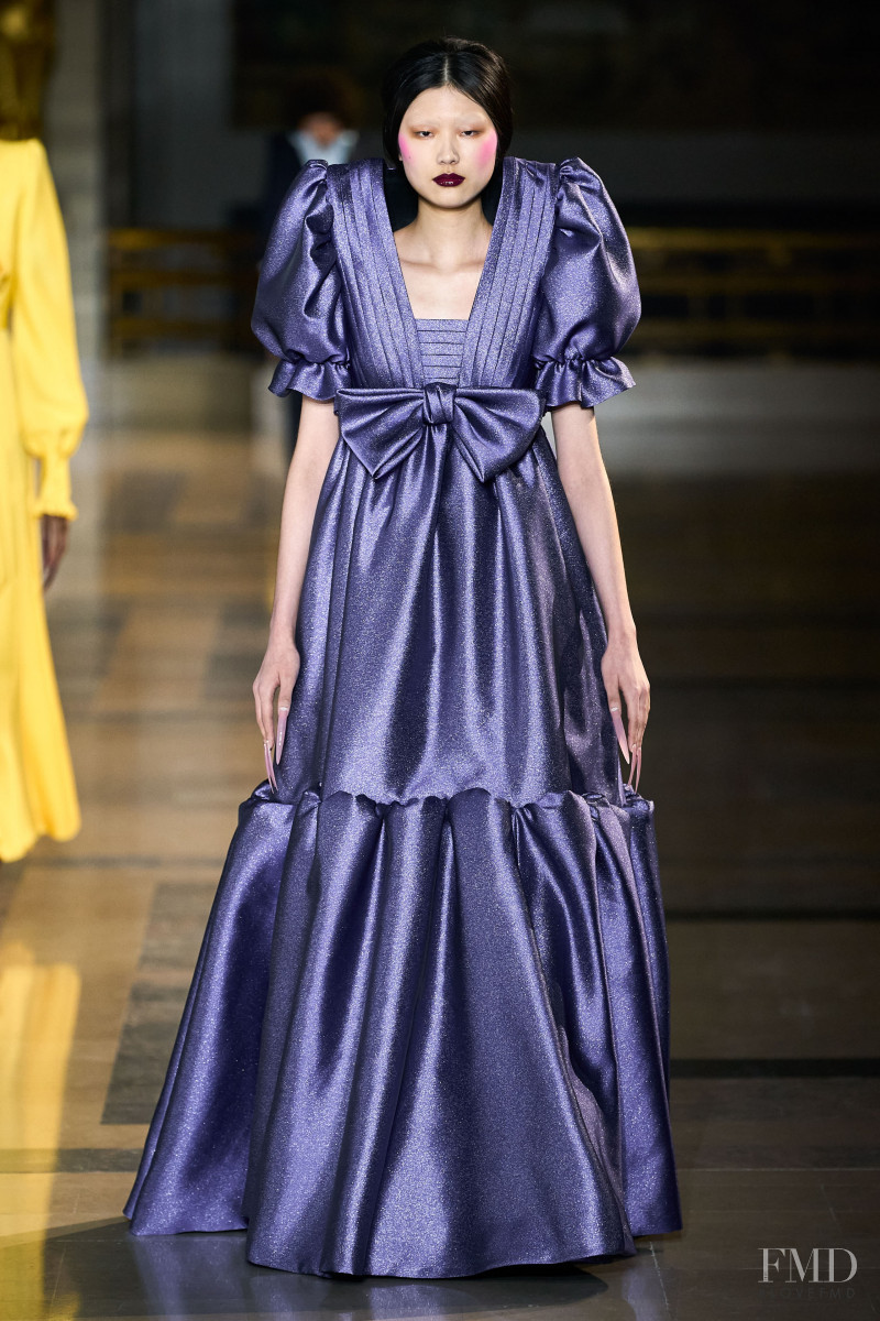 Viktor & Rolf fashion show for Spring/Summer 2022