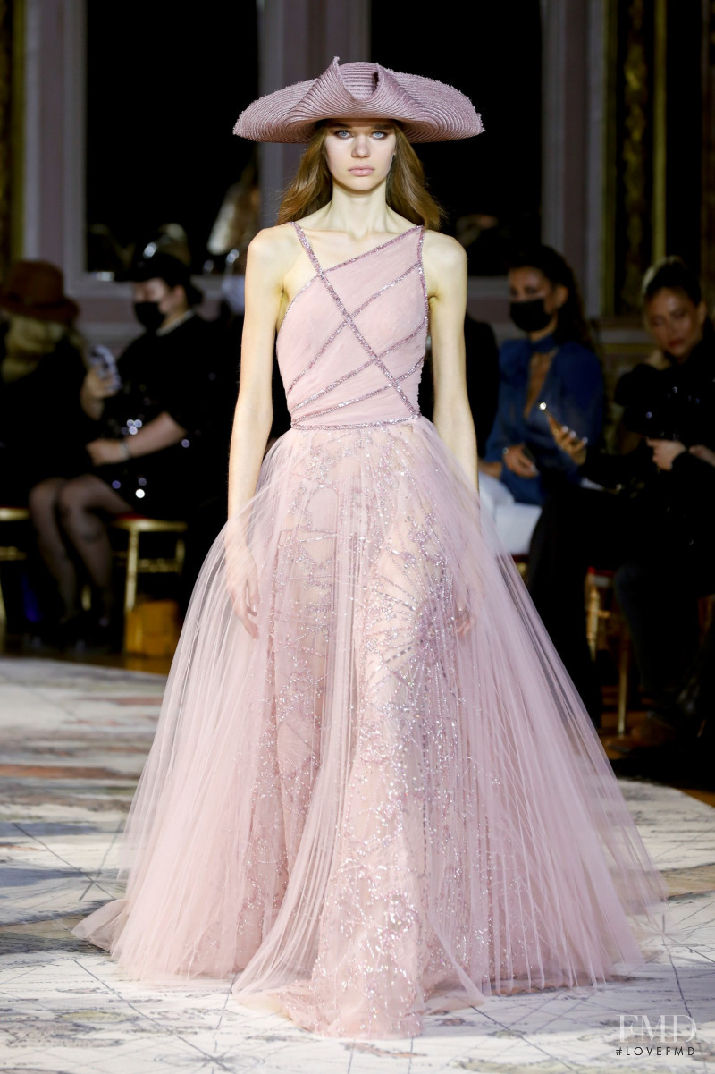 Zuhair Murad fashion show for Spring/Summer 2022