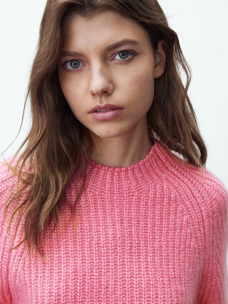 Mathilde Henning featured in  the Massimo Dutti catalogue for Winter 2021