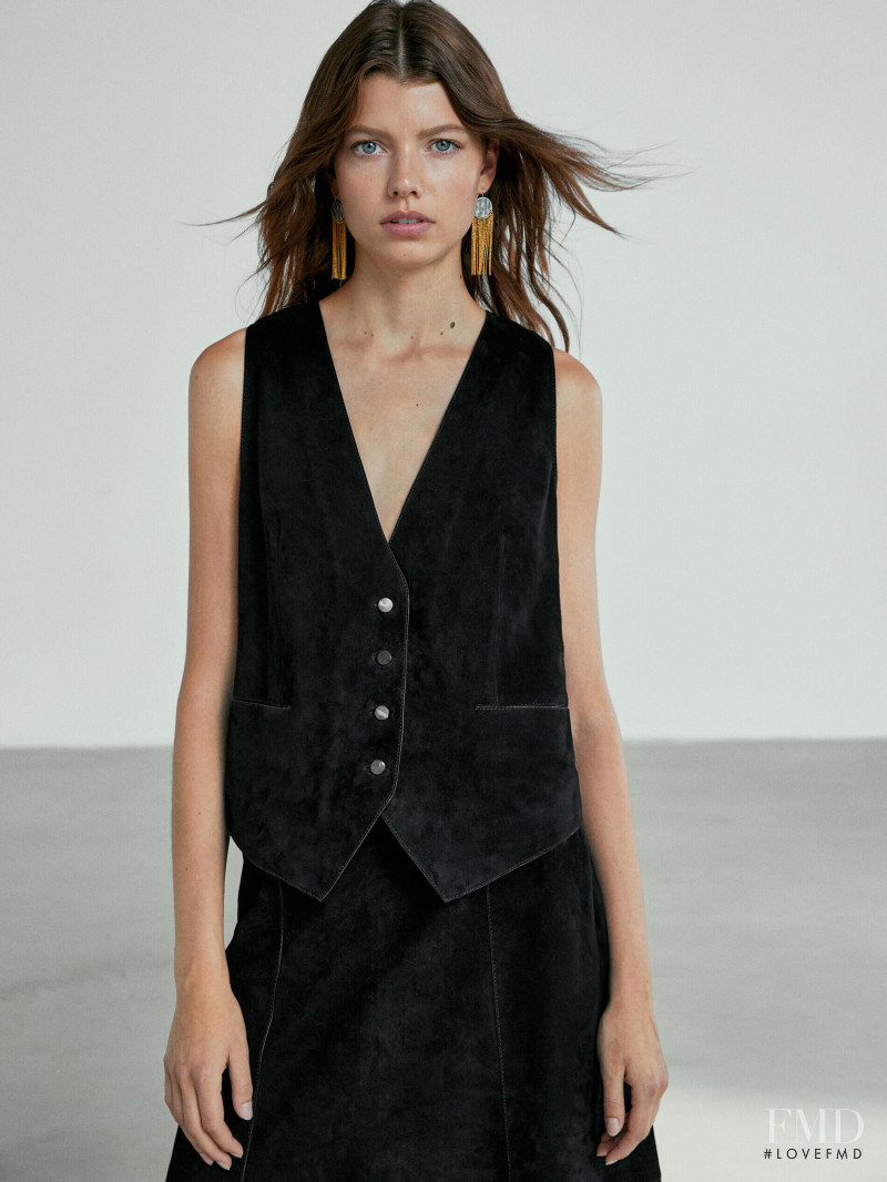 Mathilde Henning featured in  the Massimo Dutti catalogue for Winter 2021