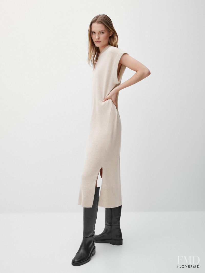 Elsemarie Riis featured in  the Massimo Dutti catalogue for Winter 2021