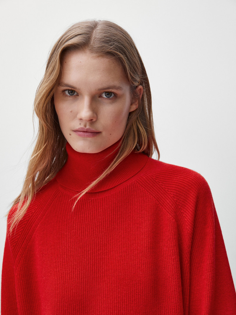 Elsemarie Riis featured in  the Massimo Dutti catalogue for Winter 2021