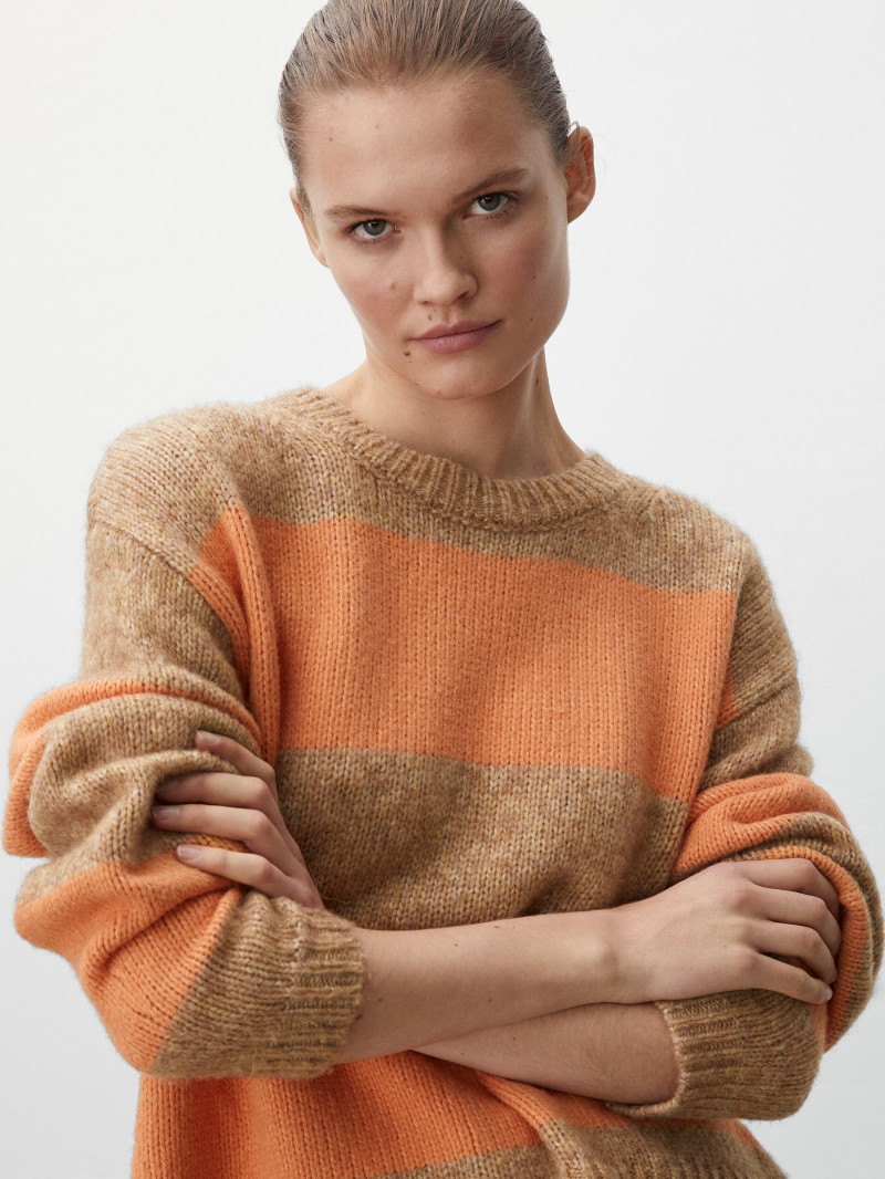 Elsemarie Riis featured in  the Massimo Dutti catalogue for Winter 2021