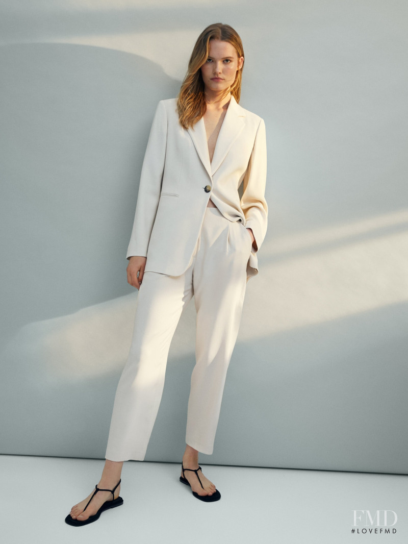 Elsemarie Riis featured in  the Massimo Dutti catalogue for Winter 2021