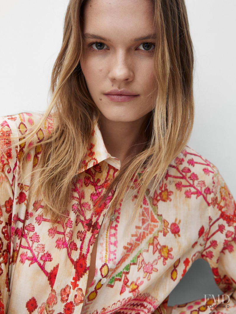Elsemarie Riis featured in  the Massimo Dutti catalogue for Winter 2021