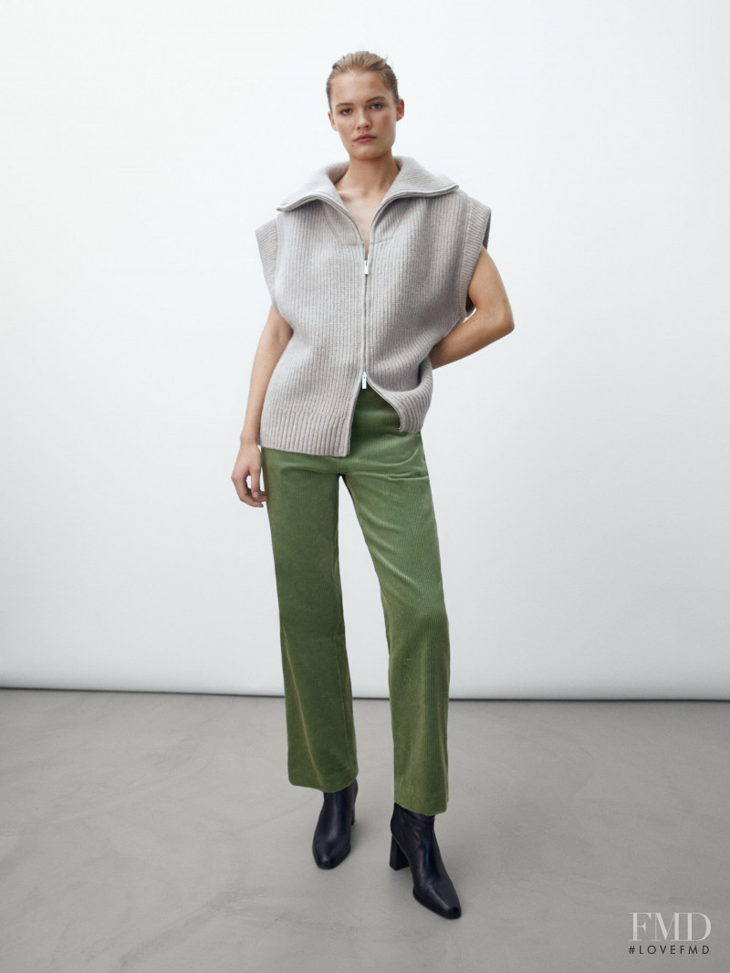 Elsemarie Riis featured in  the Massimo Dutti catalogue for Winter 2021