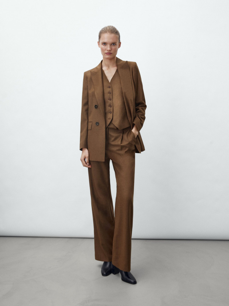 Elsemarie Riis featured in  the Massimo Dutti catalogue for Winter 2021