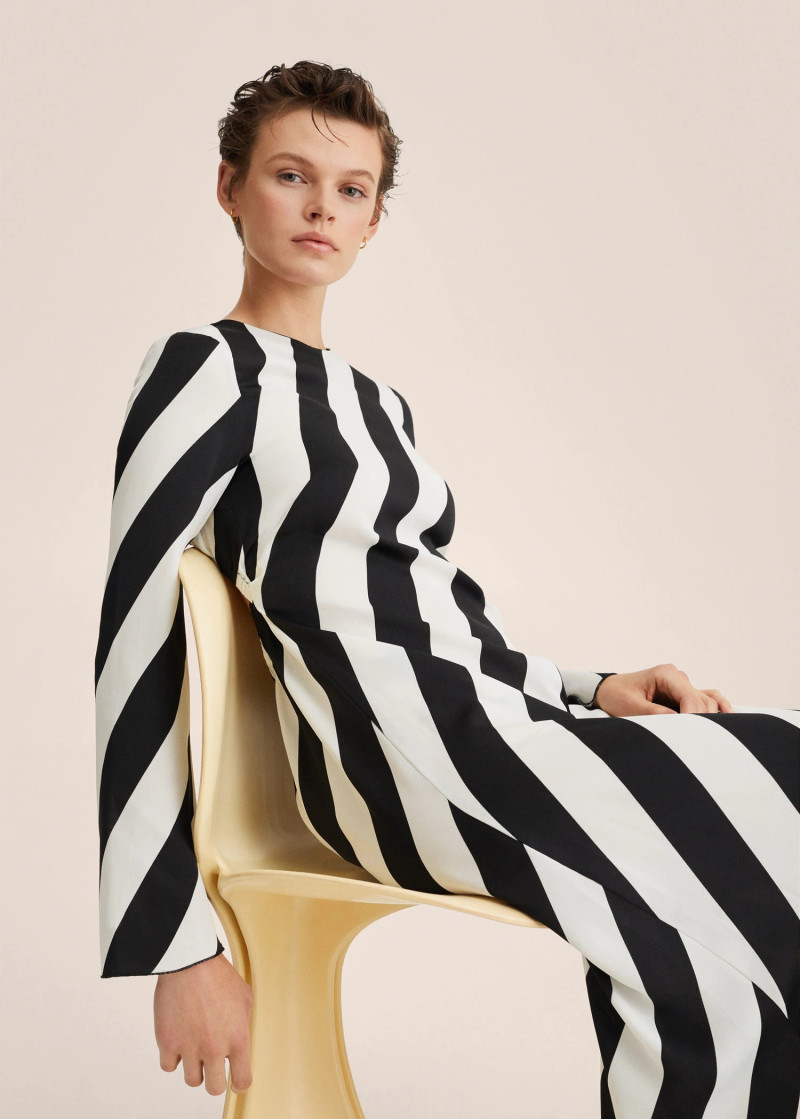 Cara Taylor featured in  the Mango catalogue for Spring/Summer 2022