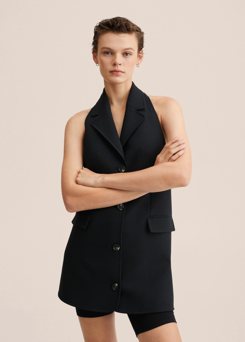 Cara Taylor featured in  the Mango catalogue for Spring/Summer 2022