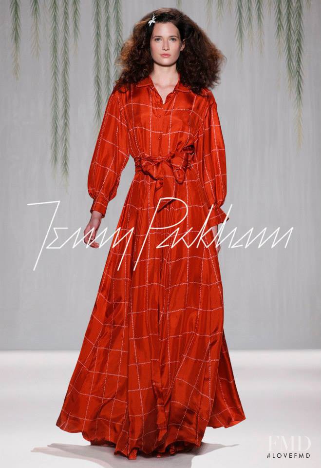 Jenny Packham fashion show for Spring/Summer 2014