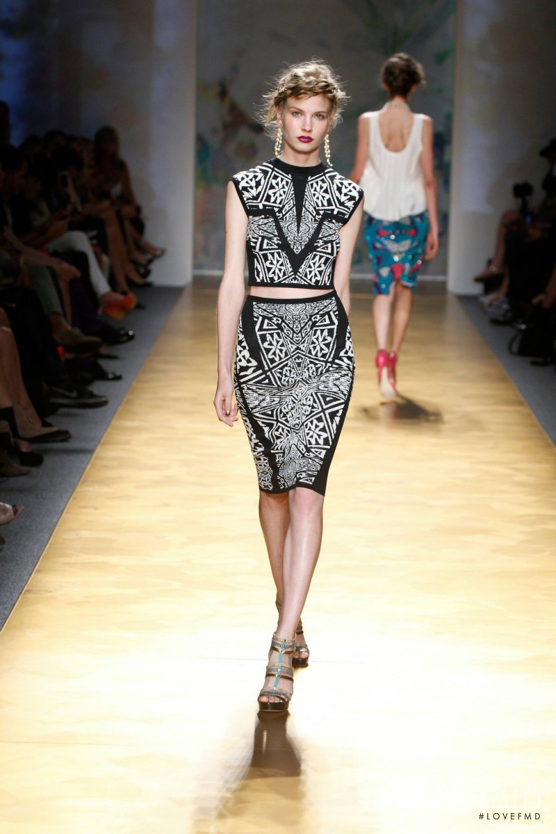 Nicole Miller fashion show for Spring/Summer 2014