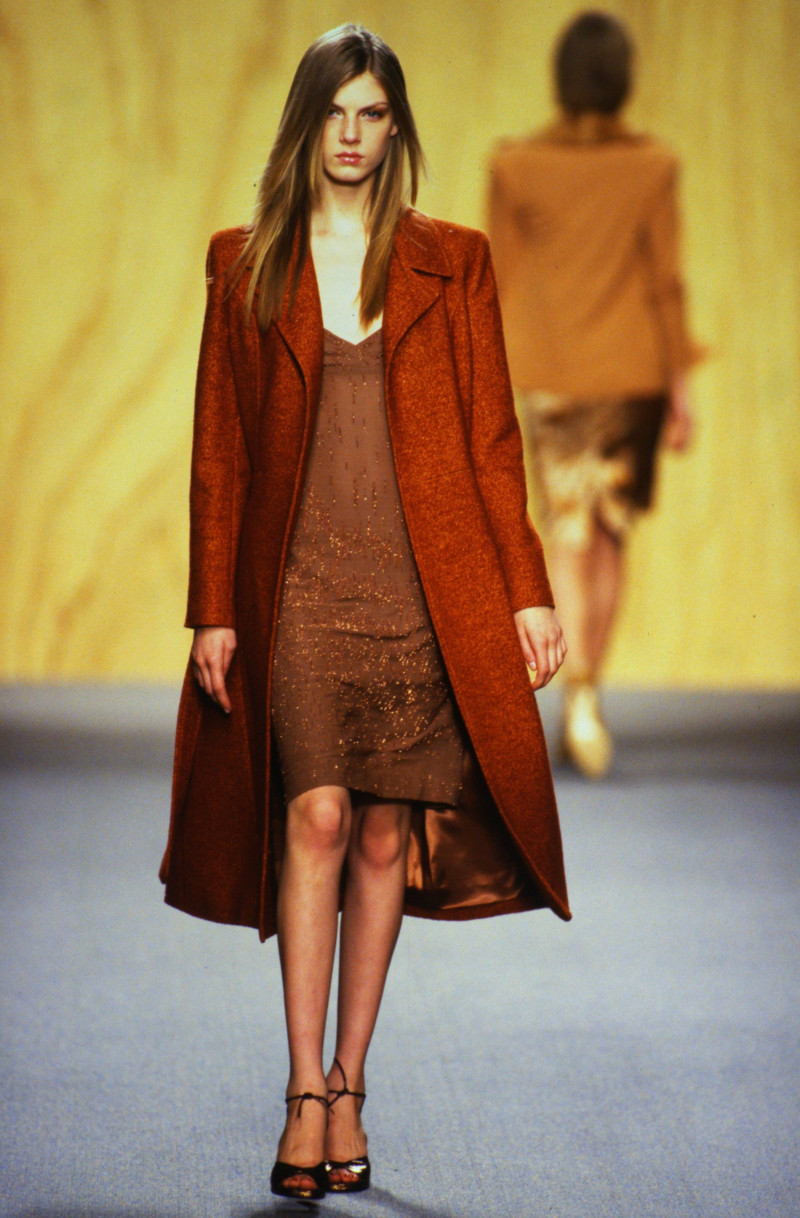 Angela Lindvall featured in  the Nicole Miller fashion show for Autumn/Winter 1997