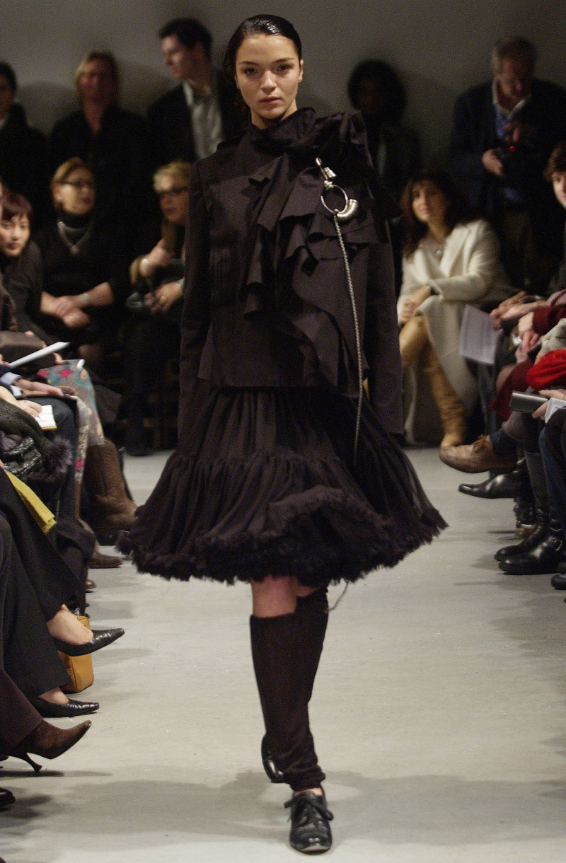 Anne Valerie Hash fashion show for Spring/Summer 2004