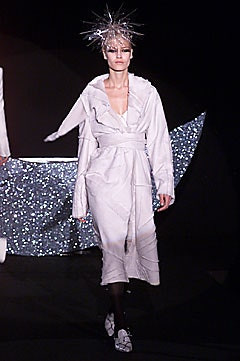 Antonio Berardi fashion show for Autumn/Winter 2001