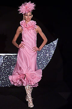 Antonio Berardi fashion show for Autumn/Winter 2001