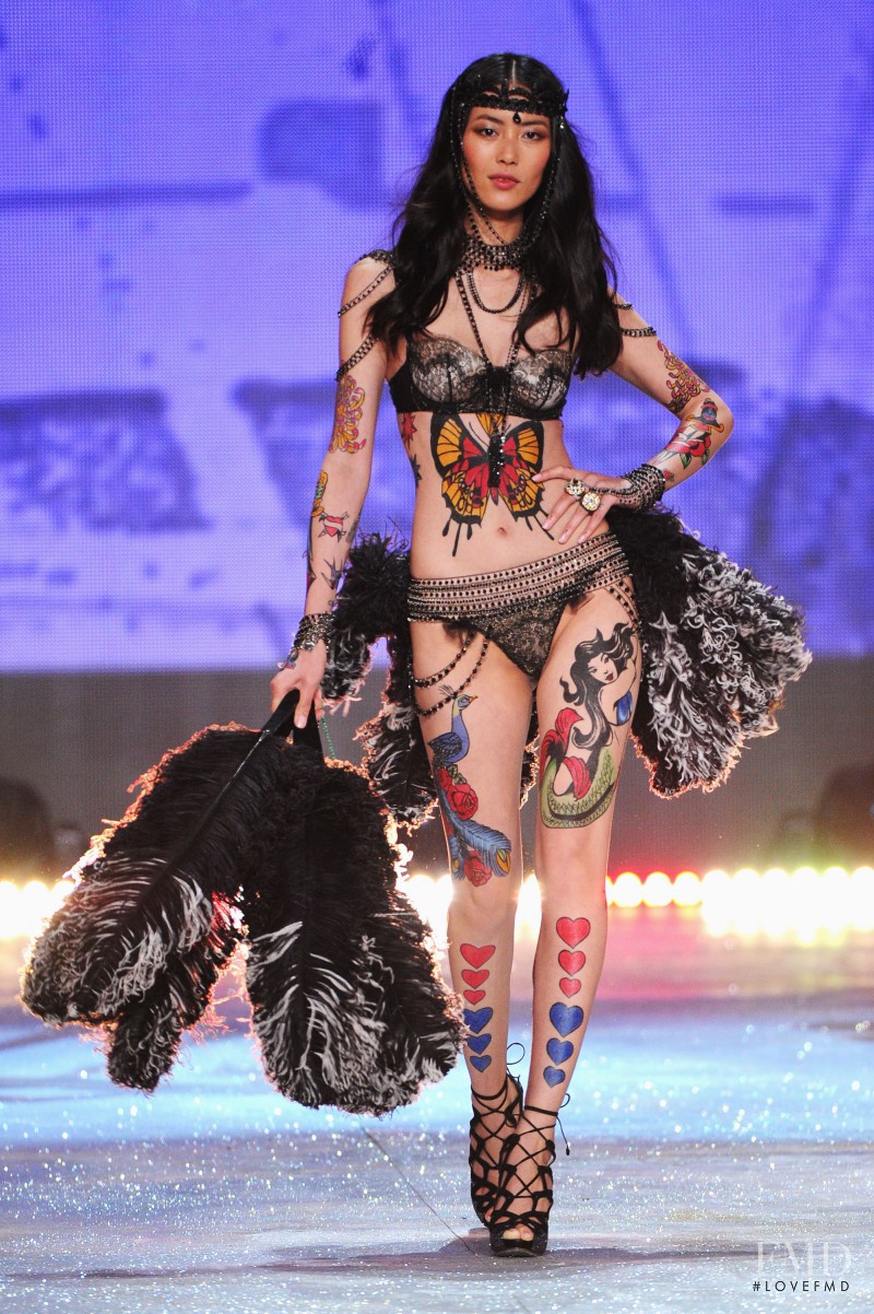 Liu Wen featured in  the Victoria\'s Secret fashion show for Christmas 2012