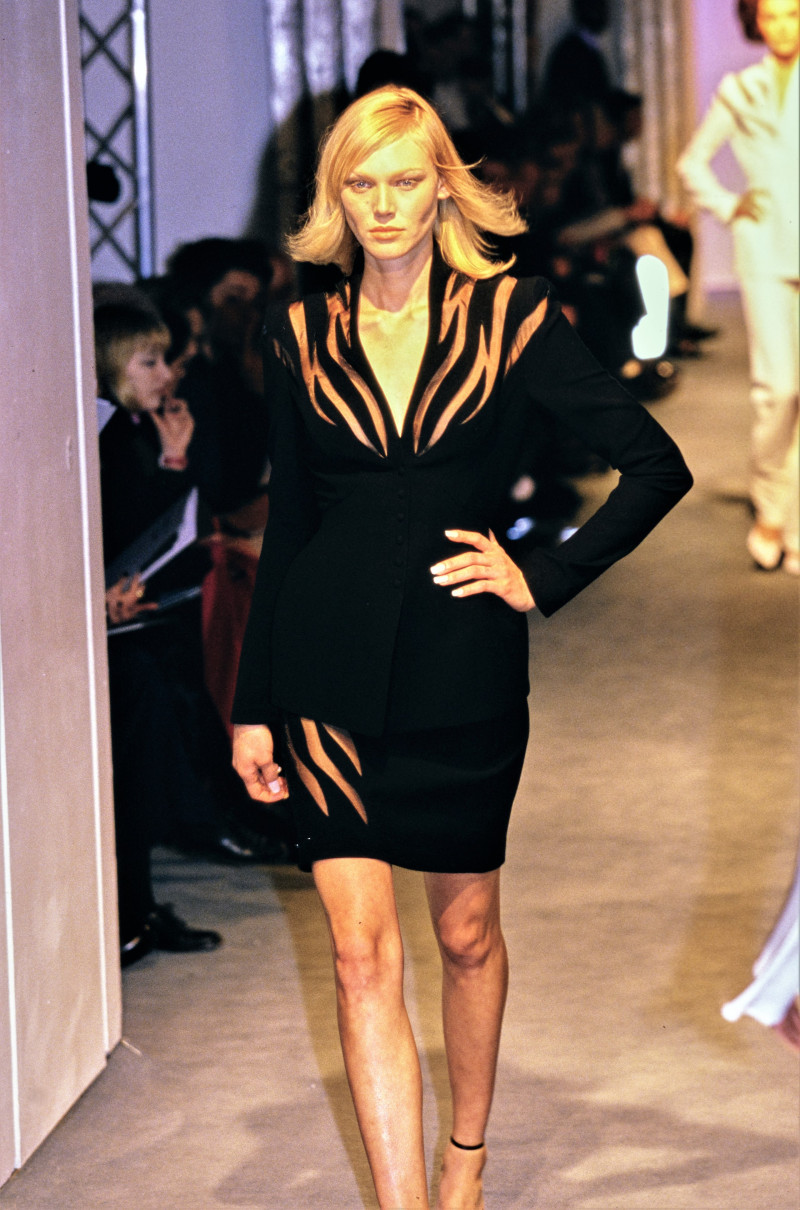 Mugler fashion show for Spring/Summer 1998