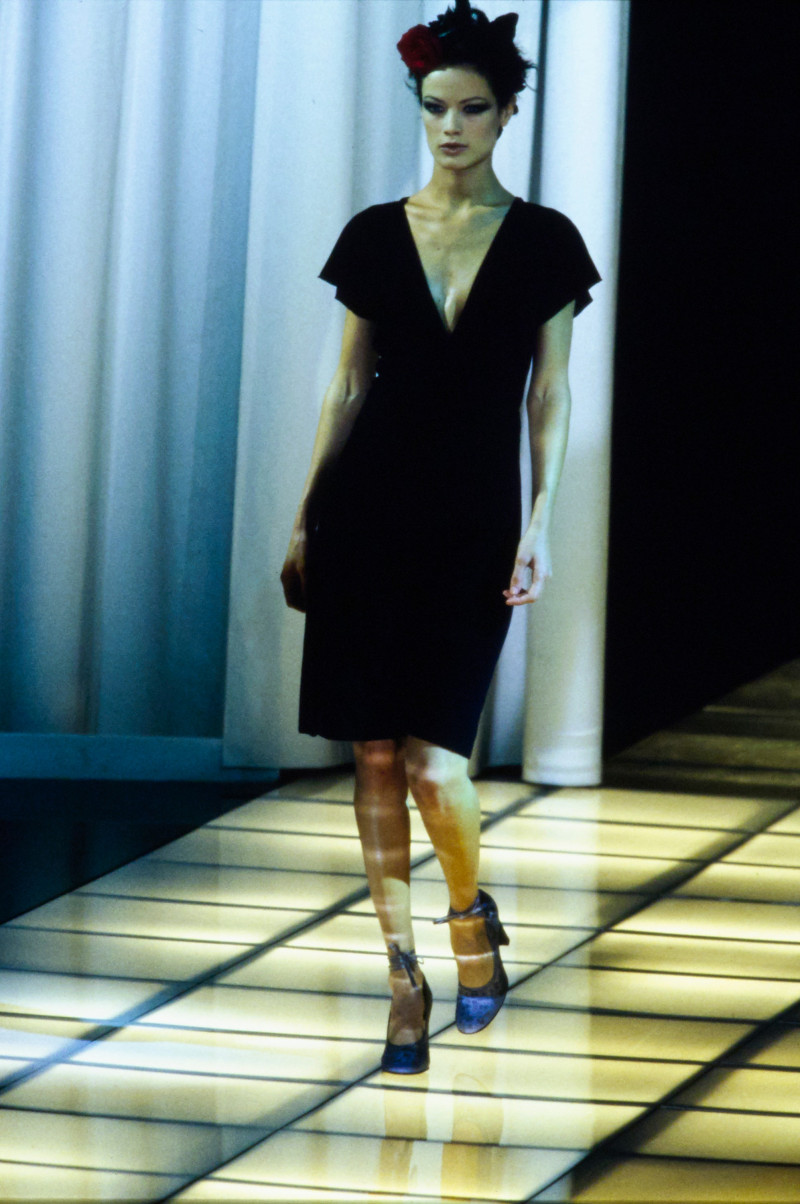 Versace fashion show for Spring/Summer 1997