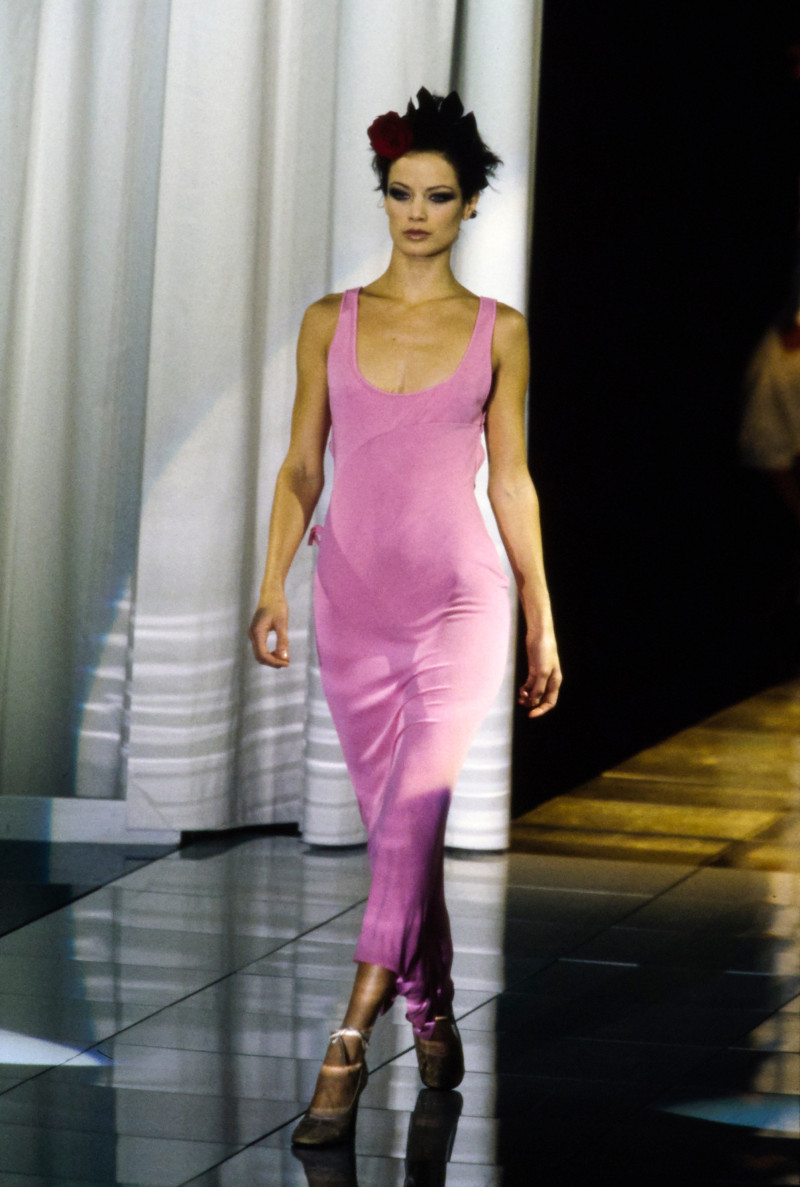 Versace fashion show for Spring/Summer 1997