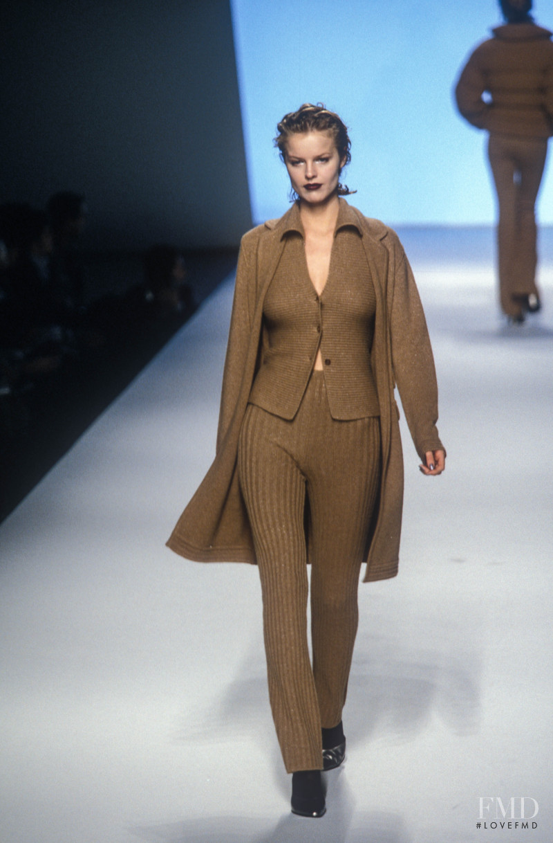 Eva Herzigova featured in  the Salvatore Ferragamo fashion show for Autumn/Winter 1998