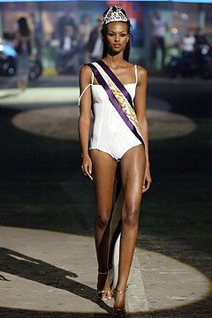 DSquared2 fashion show for Spring/Summer 2004