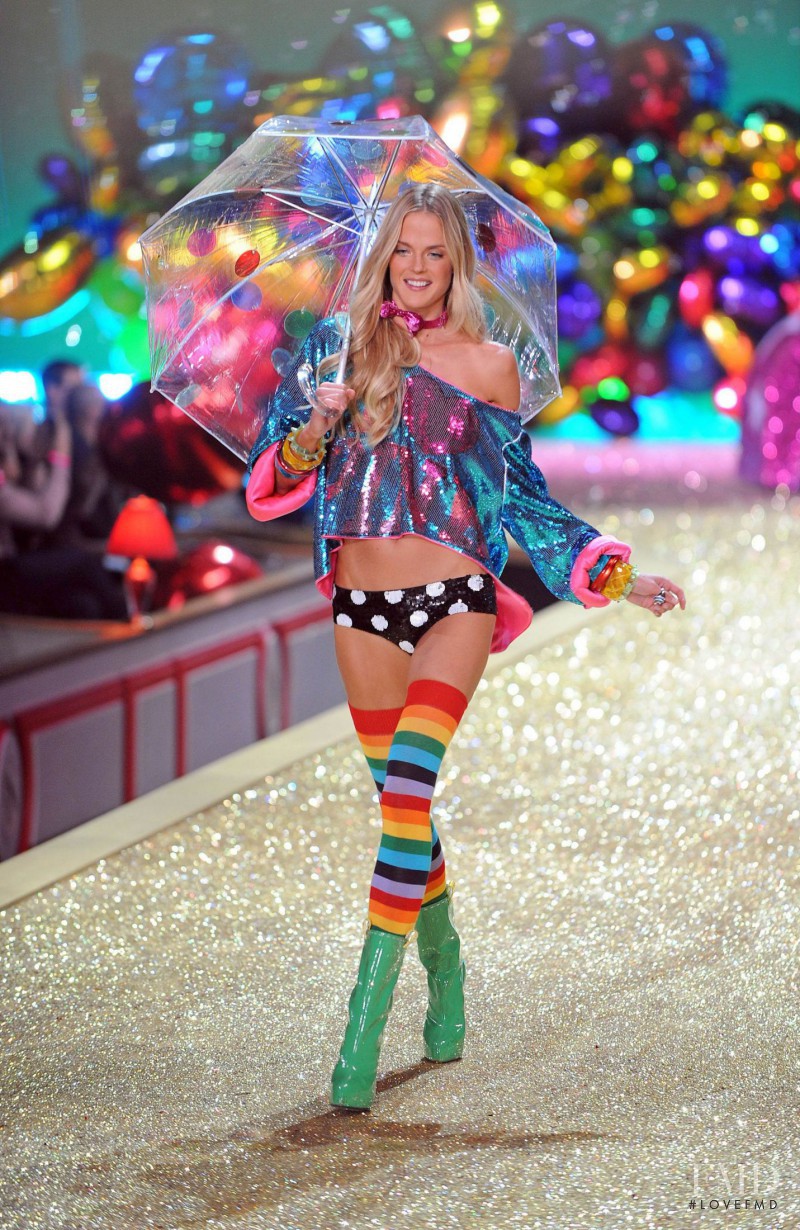 Shannan Click featured in  the Victoria\'s Secret fashion show for Christmas 2010