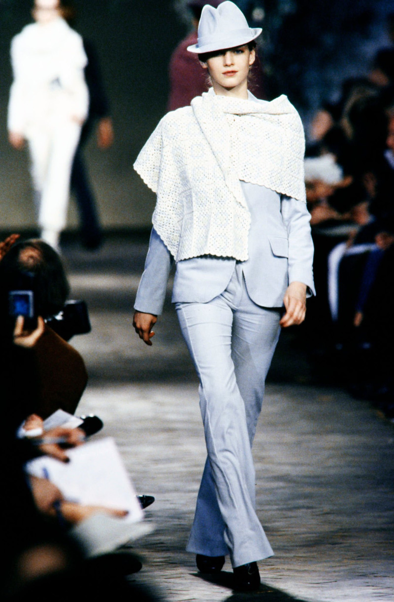 Angela Lindvall featured in  the Chloe fashion show for Autumn/Winter 1999