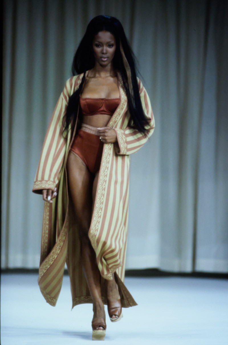 Alaia fashion show for Spring/Summer 1992