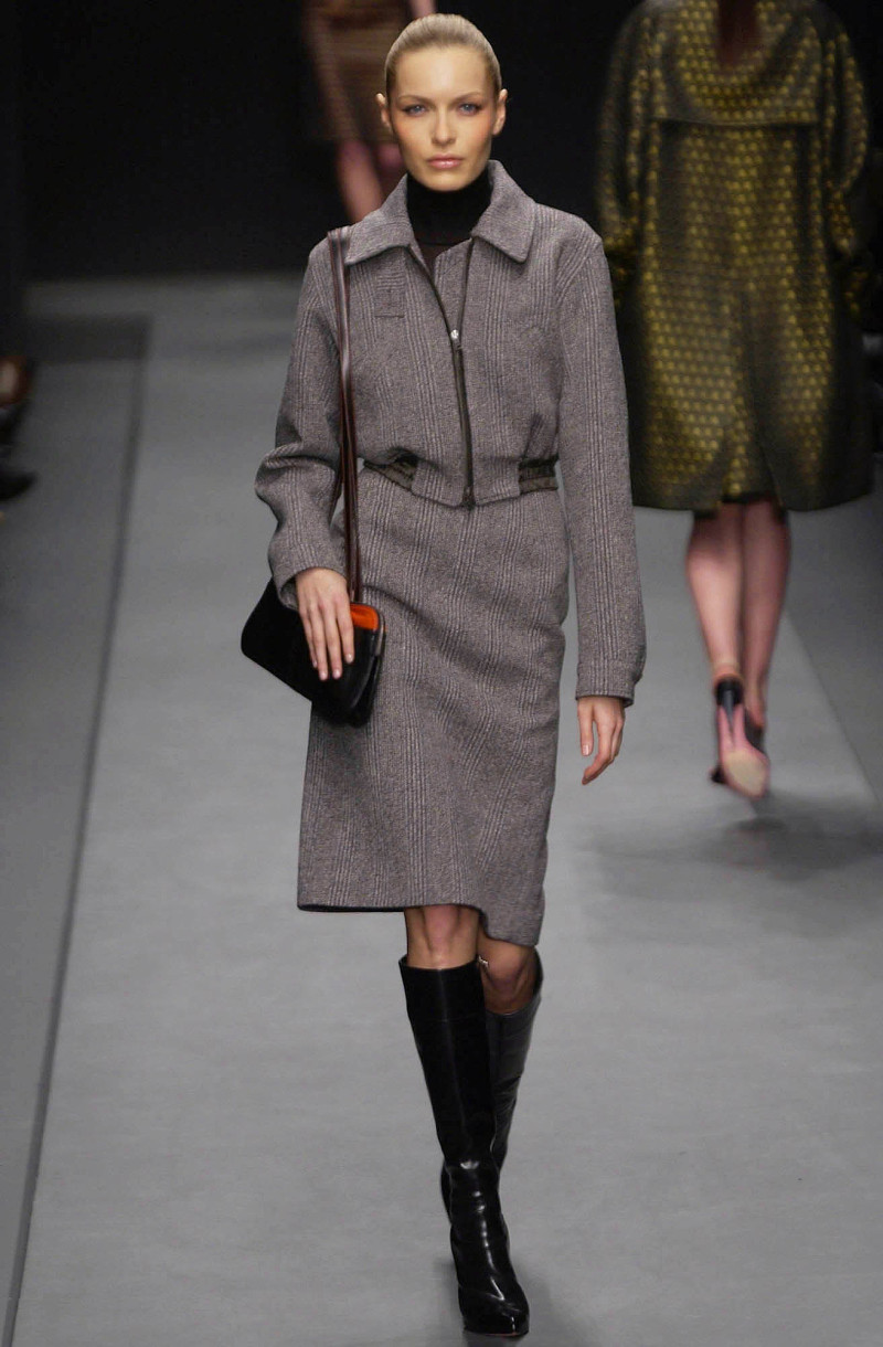 Prada fashion show for Autumn/Winter 2002