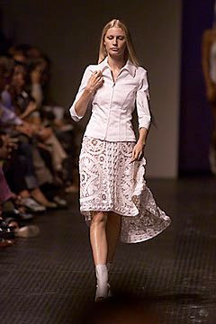 Antonio Berardi fashion show for Spring/Summer 2000
