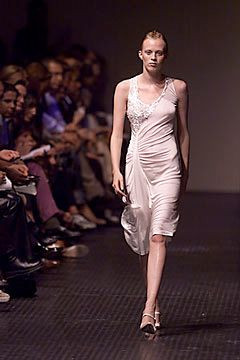Antonio Berardi fashion show for Spring/Summer 2000
