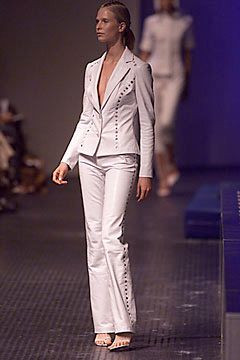 Antonio Berardi fashion show for Spring/Summer 2000