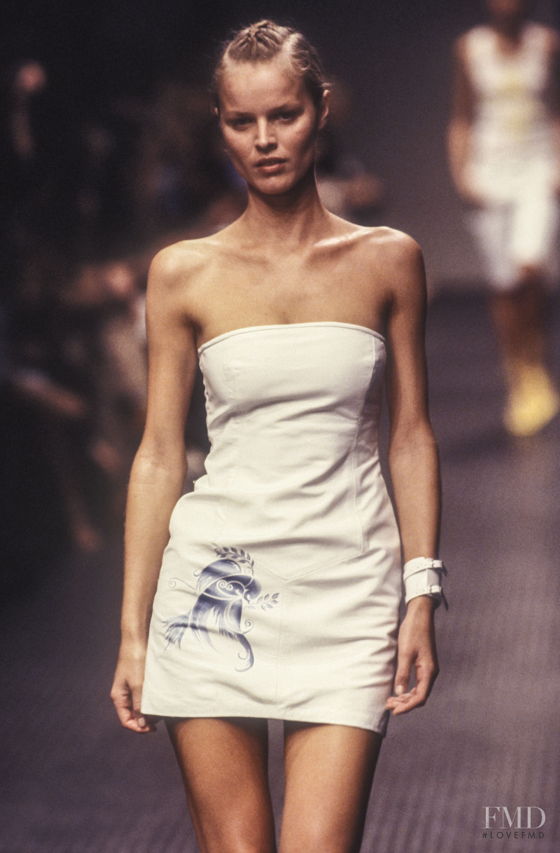 Eva Herzigova featured in  the Antonio Berardi fashion show for Spring/Summer 2000