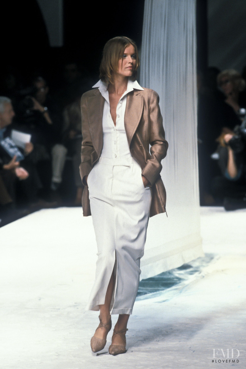 Eva Herzigova featured in  the Gianfranco Ferré fashion show for Spring/Summer 1998