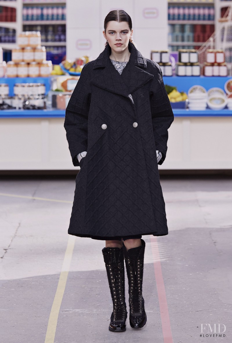 Antonia Wesseloh featured in  the Chanel fashion show for Autumn/Winter 2014
