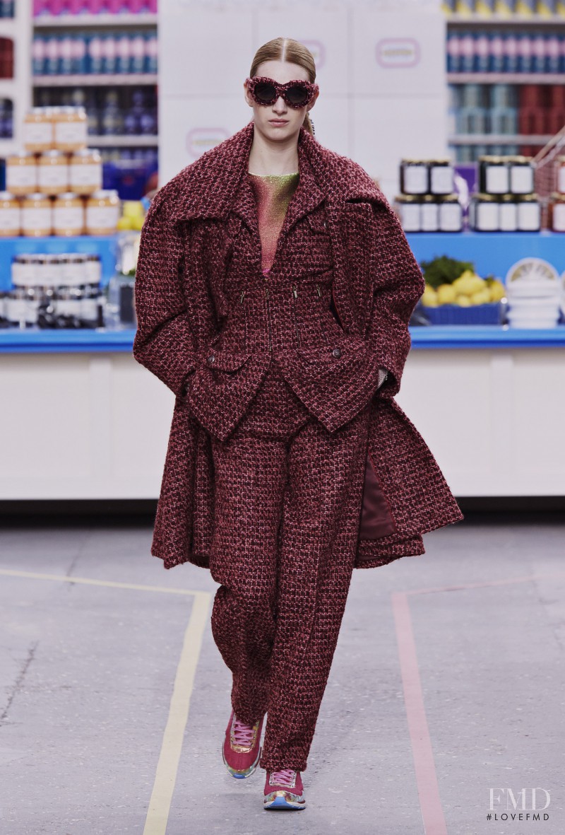 Ashleigh Good featured in  the Chanel fashion show for Autumn/Winter 2014