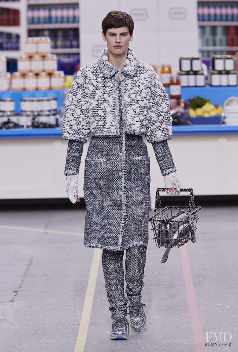 Saskia de Brauw featured in  the Chanel fashion show for Autumn/Winter 2014