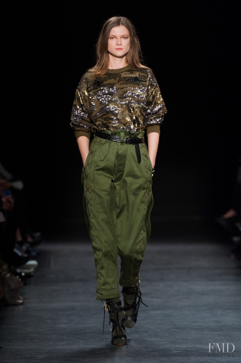 Kasia Struss featured in  the Isabel Marant fashion show for Autumn/Winter 2014